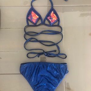 Strappy triangle top & bottoms (matching set)